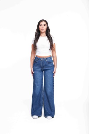 ENYA FLARED - Bootcut jeans - mid blue