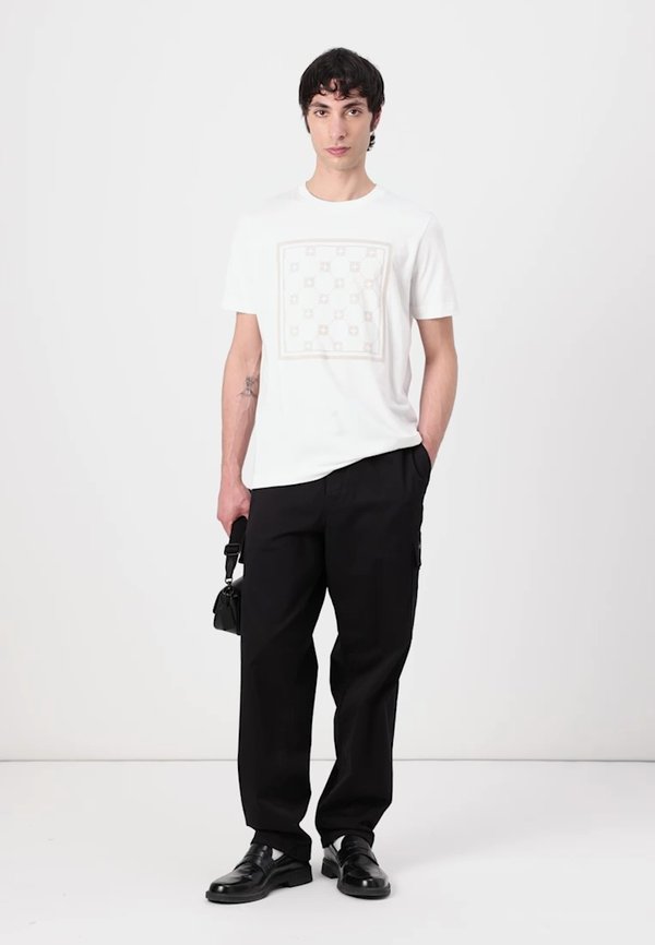 BERNO - Print T-shirt - natural4