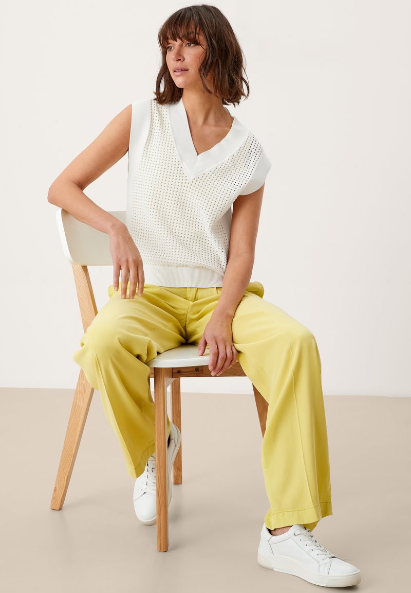 Damen T-Shirts | s.Oliver MIT LOCHMUSTER Top off white/offwhite - NV19097 Damen T-Shirts | s.Oliver MIT LOCHMUSTER Top off white/offwhite - NV19097