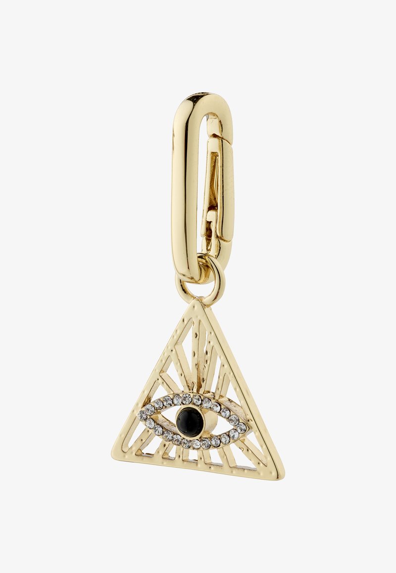Breloque triangulaire en or avec un motif d'œil incrusté de strass et un centre noir, attachée à un fermoir doré lisse.