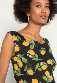 Anna Field Top - black/yellow