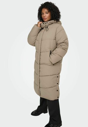 ONLY Carmakoma Cappotto invernale - silver mink