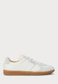 FIELD COURT 100 LEATHER-SUEDE SNEAKER - Sneakers basse - deckwash white/bianco