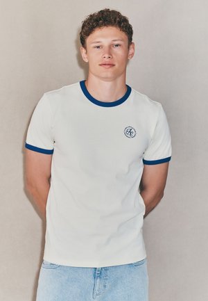 Next REGULAR FIT  - T-shirt con stampa - ecru