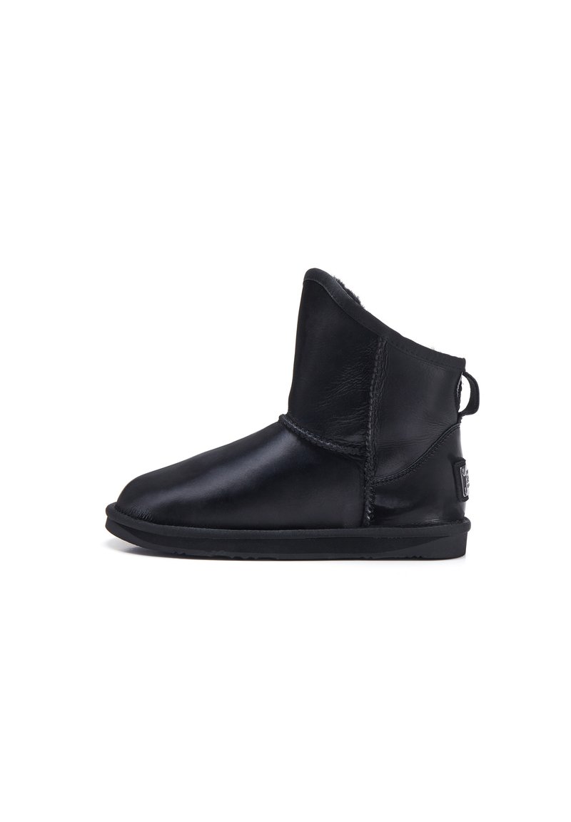 Australia Luxe Collective - COSY XTRA SHORT - Ankle boots - black, Enlarge
