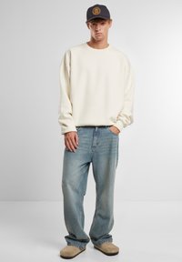 PROHIBITED SAVILE ROW CREW NECK - Felpa - cream