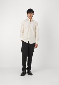 HUGO JENNO - Hemd - open white