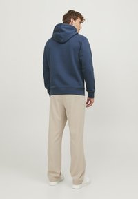 Jack & Jones JJESTAR  NOOS - Sweat à capuche - ensign blue