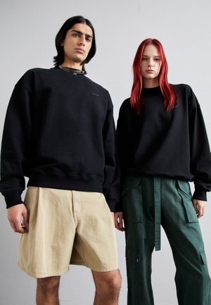 RELAXED CREW UNISEX - Sweatshirt - black