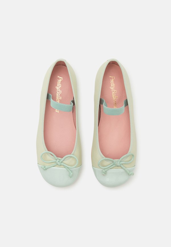 SHADE – Riemchenballerina