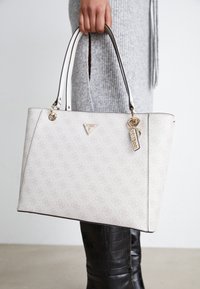 NOELLE NOEL TOTE - Handväska - dove logo