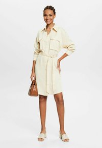 Esprit MIT GÜRTEL - Blusenkleid - sand