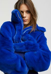 LOLA CASADEMUNT Mezisezónní bunda  - royal blue