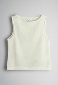 Krémově barevný bezrukávový pletený top s kulatým výstřihem a žebrovanou texturou, zobrazený na světle šedém pozadí.