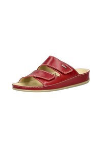 Sandale en cuir rouge à brides glissantes, avec deux sangles ajustables, un design à bout ouvert, des coutures contrastées et une semelle intérieure rembourrée pour plus de confort.