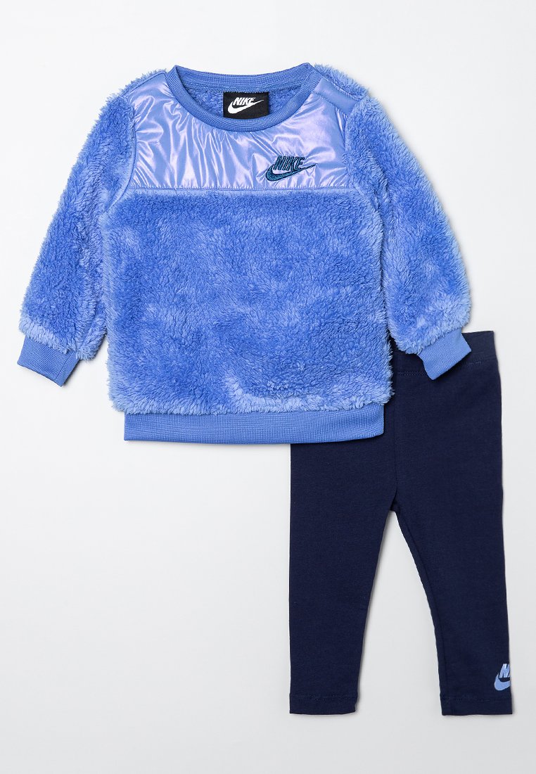 Nike Sportswear Fleece trui donkerblauw