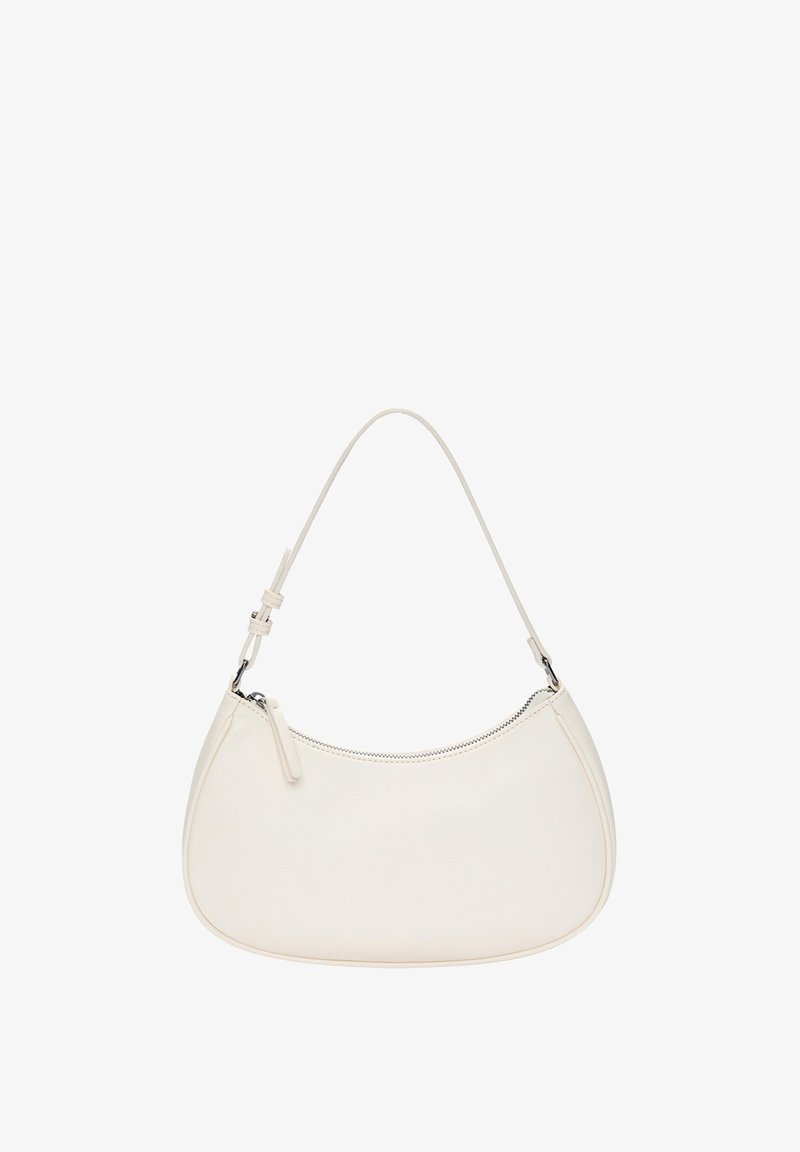 Weiße Lederhandtasche mit gebogener Form, verstellbarem Trageriemen und Reißverschlussverschluss oben. Glatte Textur mit minimalen Hardware-Details.