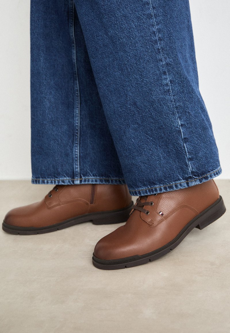 Tommy Hilfiger Veterboots cognac Tommy Hilfiger Veterboots cognac