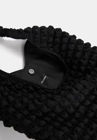 PULL&BEAR SHOPPER - Shopping bags - black
