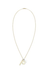 Guld-tone halskæde med et klode- og flyvedhæng samt et rektangulært vedhæng. Kæden har et tekstureret design og en sikker lås.
