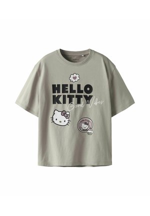 NKFAKIBO HELLOKITTY - T-shirt z nadrukiem