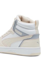 Puma REBOUND V6 UNISEX - Visoke tenisice - white gray fog rosebay