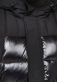 Kings Will Dream Väst - black