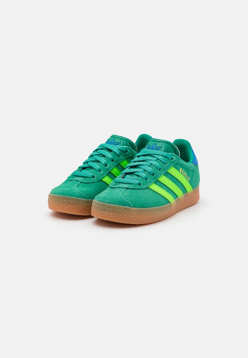 adidas gazelle silver green womens adidas Originals Toddler Gazelle (TD) - Core Green/Red/Gum 3 - Trainers