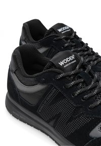 Woden SNEAKERS RIGMOR OPEN - Trainers - black