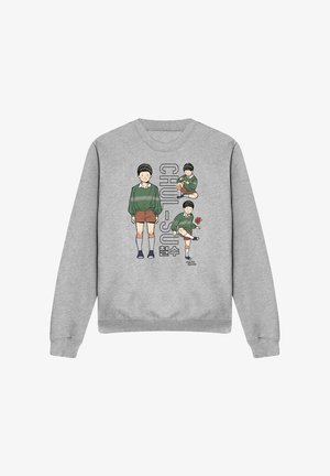 Grauer Sweatshirt mit einer illustrierten Figur in drei Posen, gekleidet in grüne und braune Kleidung, neben dem Text "CHUL-SU."
