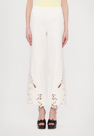 PAURESQUE - Pantalones - off white