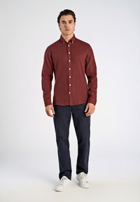 Lindbergh MELANGE BRUSHED SHIRT - Camicia - burgundy