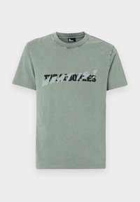 Valitud, dyed denim
