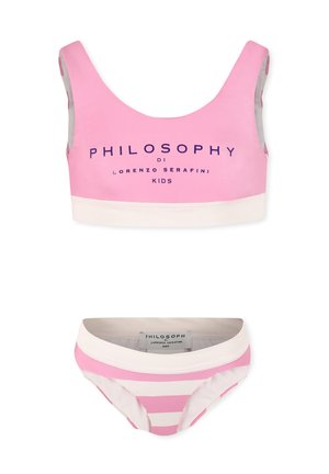 Set da bagno per bambini in rosa e bianco, composto da un top rosa uniforme con testo navy e uno slip a strisce. Realizzato in materiale morbido ed elastico.