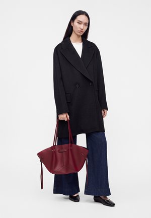 KARL LAGERFELD, K/PIERCED - Bolso de mano - dark red