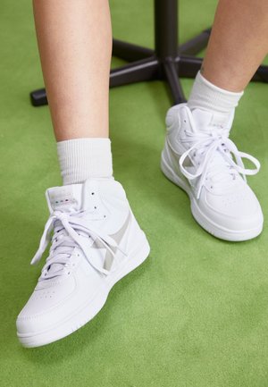 Diadora RAPTOR MID - Sneaker low - triple white