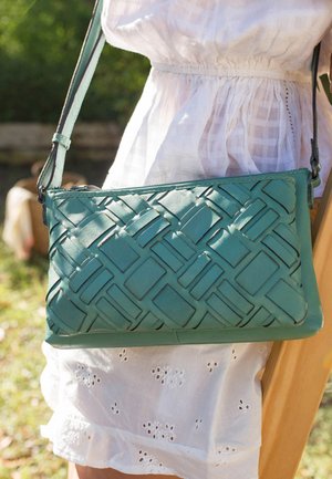 BIBA Skuldertasker - turquoise
