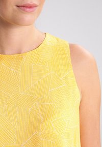 edc by Esprit Blusa - light yellow