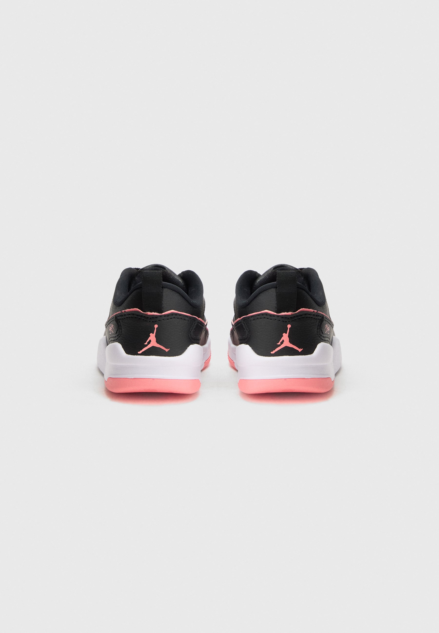 black and pink jordan flights