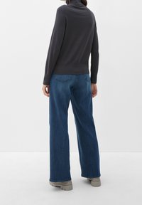 s.Oliver Sweter