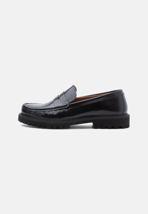 SLHHUGO PENNY LOAFER - Alkalmi belebújós cipők - black