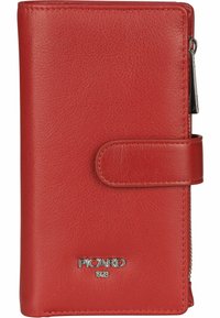 Portefeuille en cuir rouge avec une finition texturée, fermeture zippée et pression magnétique. Présente un logo argenté sur le devant et une forme rectangulaire élégante.