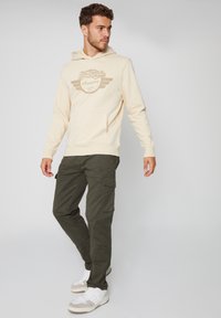 Threadbare - Bojówki