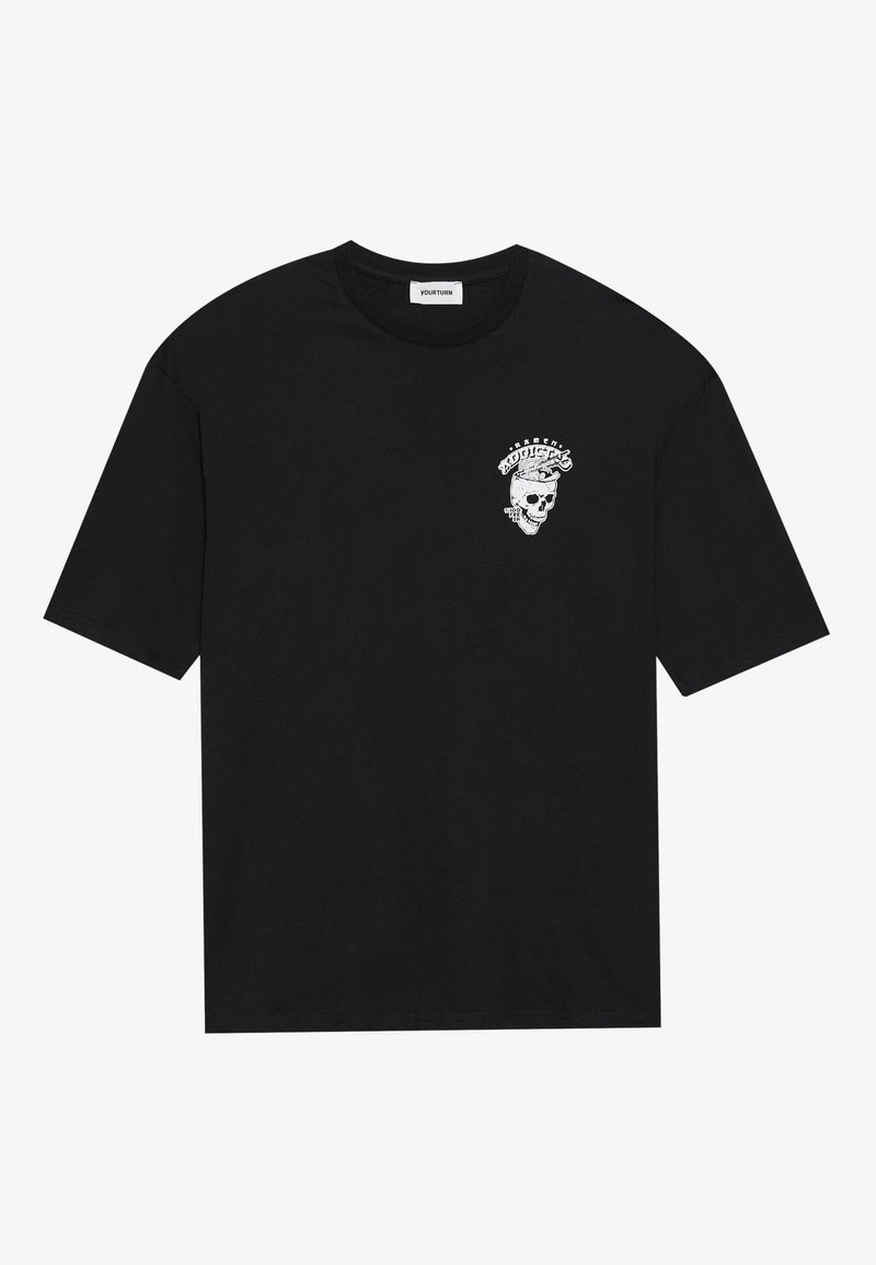 Camiseta de algodón negra de manga corta. Presenta un gráfico de calavera blanca y texto en la parte superior izquierda. Diseño de cuello redondo.