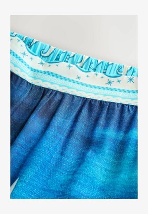 Blauer Stoff mit einem Verlauf von dunkel nach hell, der ein dekoratives Taillengummi-Muster in Hellblau und Weiß mit Motiven und Formen zeigt.