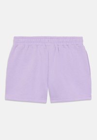 Lichtpaarse shorts van een katoenmix met een elastische tailleband, zijzakken en een relaxed fit; zachte textuur met netjes gestikte naden.