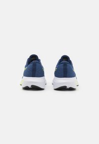 ASICS GEL-EXCITE 10 - Tekaški copati za cesto - blue expanse/safety yellow