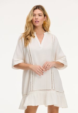 CORFU MOUSSELINE WAFFLE - Robe de jour - jet stream white