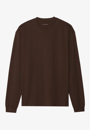 Langärmliges braunes T-Shirt aus weichem Stoff, mit Rundhalsausschnitt und lockerer Passform, sowie gerippten Bündchen und Saum. Ohne Grafiken oder Muster.