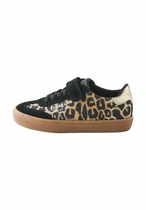 REGULAR FIT - RIPSTOP GUM SOLE - Trainers - brown